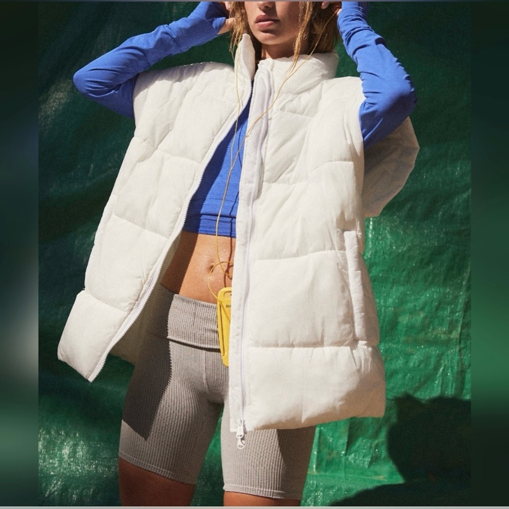 NWT Free People FP Movement In A Bubble Oversized Puffer Vest (XS)
